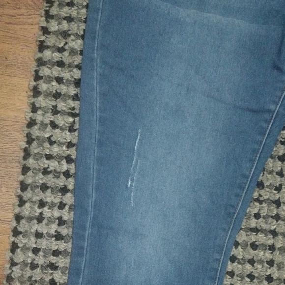 Stylish Blue Ankle-Length Women's Jeans - Picture 6 of 14